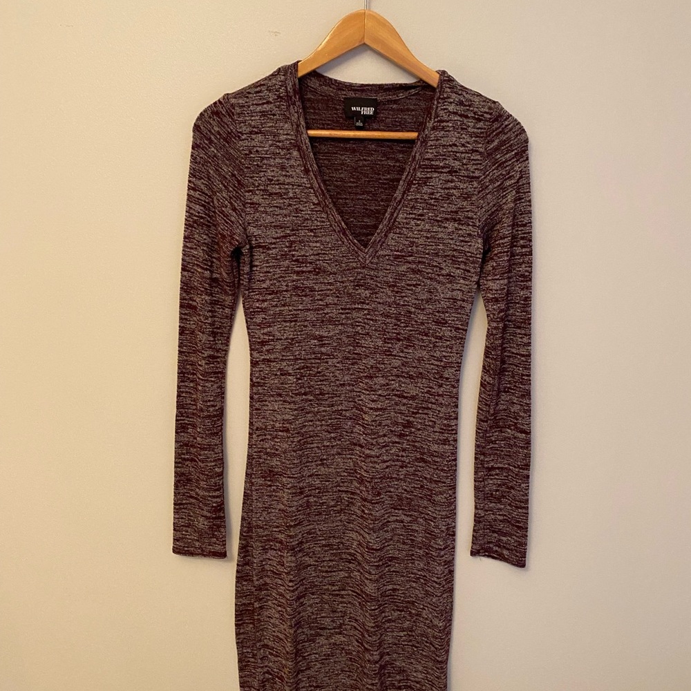 Wilfred free leisure long sleeve v neck dress - Picture 2 of 4